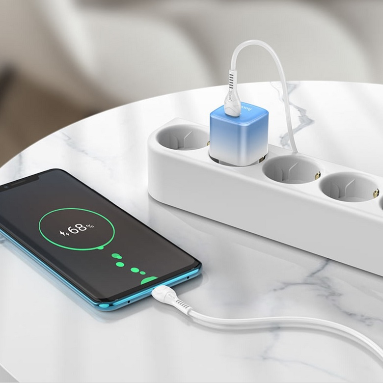 Блок зарядный Hoco C101A, 1xPD, Type-C, 20W, с кабелем Type-C-Type-C, белый с голубым 