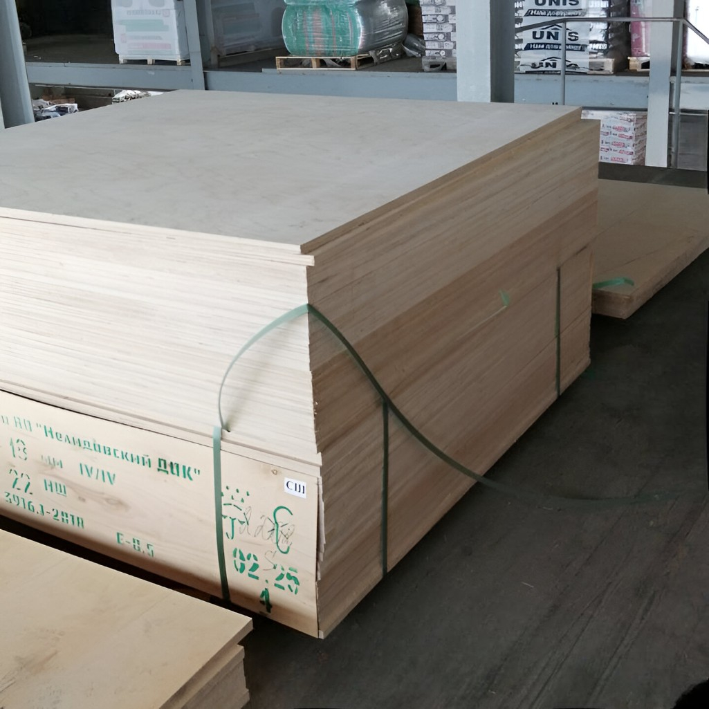 Фанера строительная ФК, сорт 4/4, береза 6х1525x1525 мм, для внутренних работ