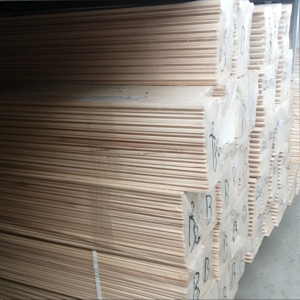 Евровагонка, сорт В, Липа 15х96х2400 мм, для бани и сауны, в упаковке 10 штук