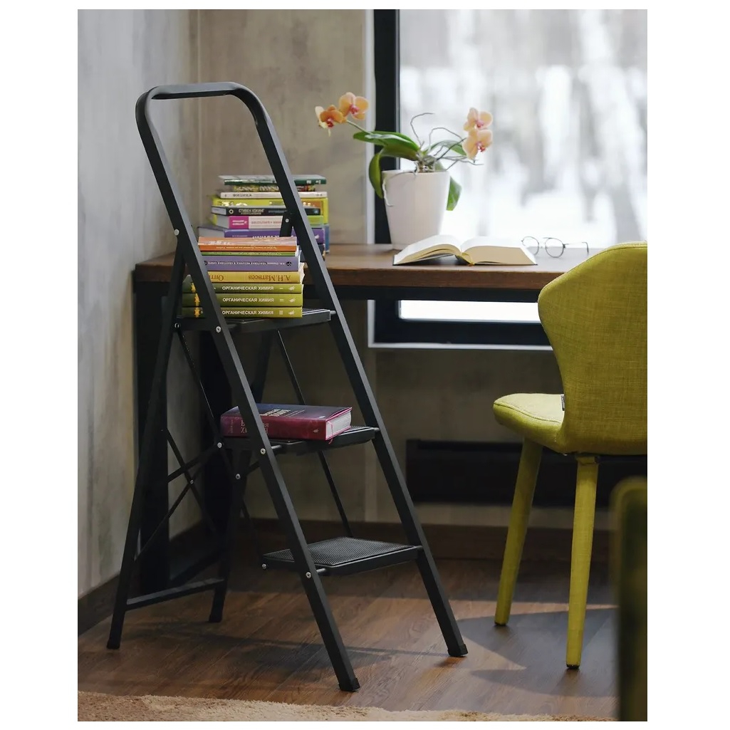 Лестница-стремянка c широкими ступенями Алюмет MK803C, 3 ступени, 1 секция, стальная, нагрузка до 150 кг