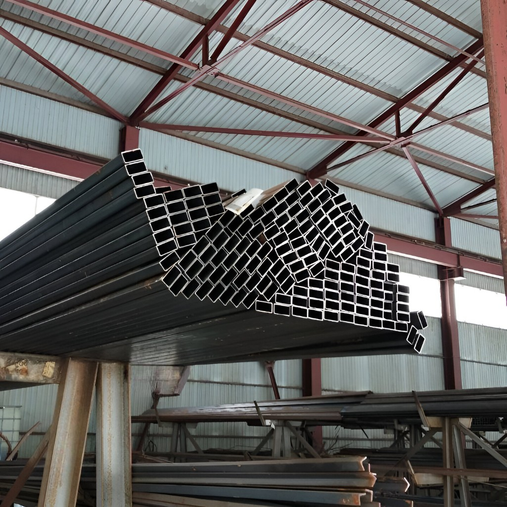 Труба профильная 60х40х2 мм, сталь, прямоугольная, на отрез от 1 м