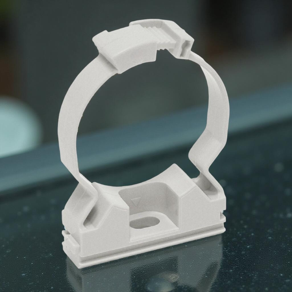 Клипса крепеж Iek CFC25 d-25 25 мм, держатель хомутный для труб, серый