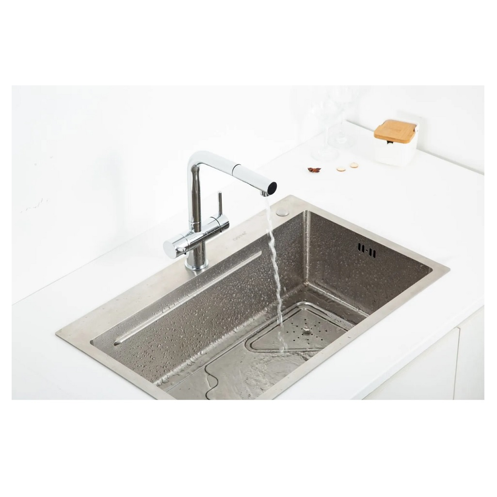 Смеситель для кухни Gappo G4397-70 с подключением, гибкий излив, аэратор, хром