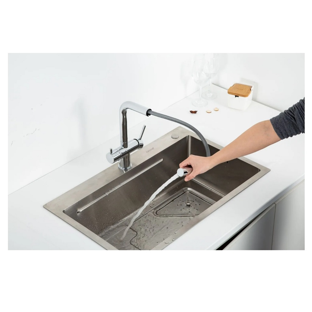 Смеситель для кухни Gappo G4397-70 с подключением, гибкий излив, аэратор, хром