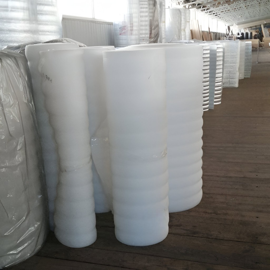 Утеплитель Тепофол НПЭ вспененный полиэтилен, для стен, пола, 10 мм, ширина 1050 мм, на отрез от 1 п.м