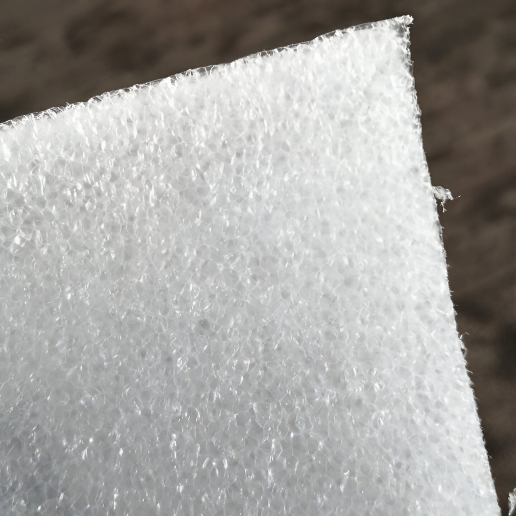 Утеплитель Тепофол НПЭ вспененный полиэтилен, для стен, пола, 10 мм, ширина 1050 мм, на отрез от 1 п.м