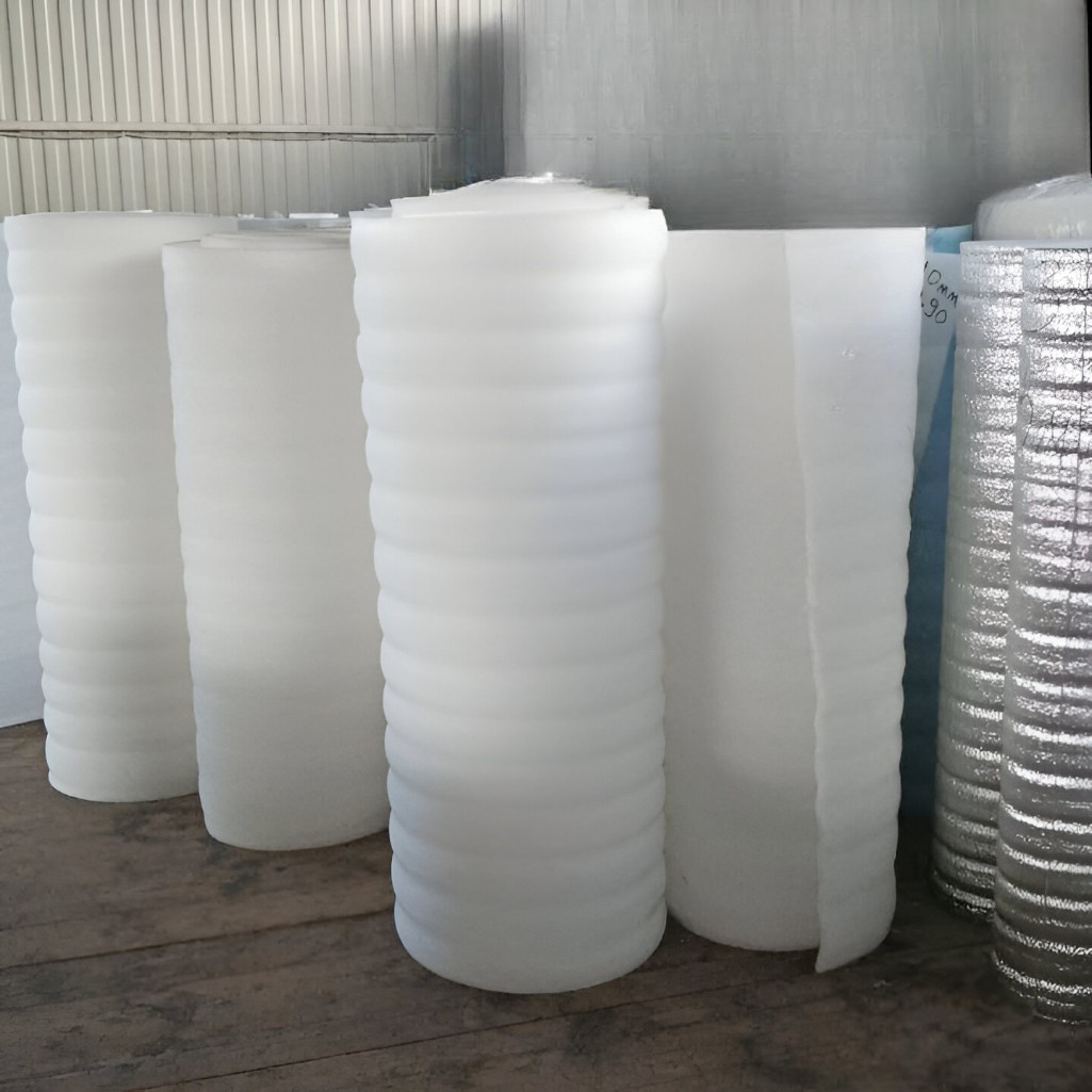 Утеплитель Тепофол НПЭ вспененный полиэтилен, для стен, пола, 8 мм, ширина 1050 мм, на отрез от 1 п.м