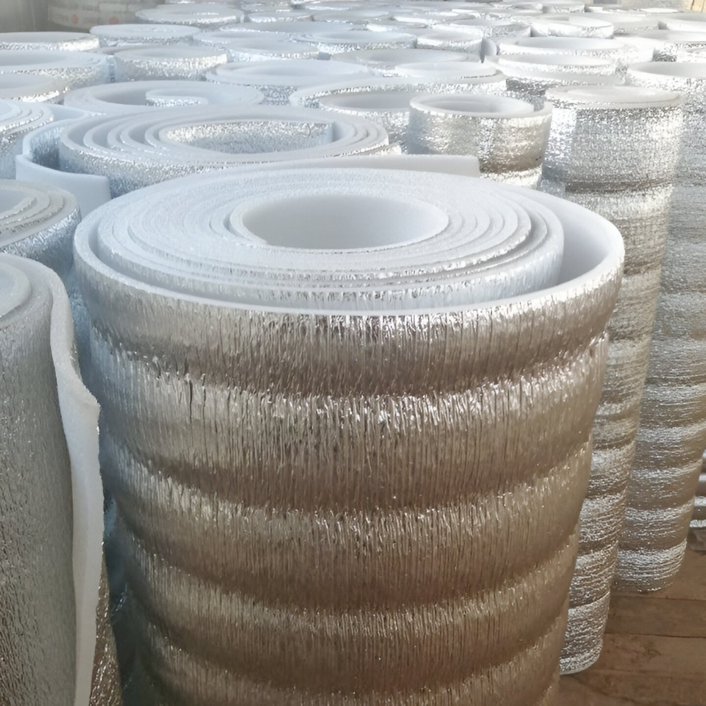 Утеплитель Тепофол А фольга, вспененный полиэтилен 2 мм, ширина 1050 мм, на отрез от 1 п.м