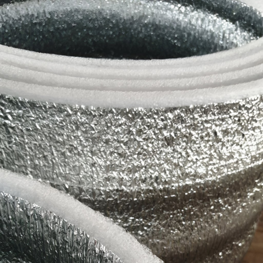 Утеплитель Тепофол В фольга, вспененный полиэтилен, двусторонний, 10 мм, ширина 1050 мм, на отрез от 1 п.м