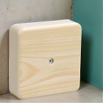 Коробка распределительная IEK КМ41219-04 ОП с контактной группой, сосна, 29х100х100 мм