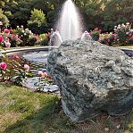 Камень натуральный Валун мраморный фракция 1000-2000 мм, цвет белый, от 1 кг