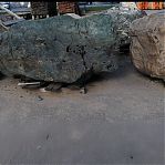 Камень натуральный Валун скальные глыбы фракция 500-1800 мм, цвет серый, от 1 кг