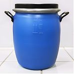 Бочка 48 литров, для воды, пищевая, полиэтиленовая, с крышкой на железном обруче, синяя