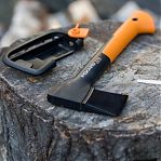 Топор универсальный Fiskars X7 XS 1015618, фиберглассовая рукоятка, 0.65 кг