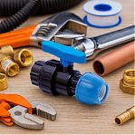 Кран шаровой компрессионный ПНД ВР 32 мм х 1", для соединения труб, черный