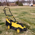 Газонокосилка электрическая Champion EM3616, травосборник 45 л, 1600 Вт