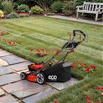 Газонокосилка бензиновая Eco LG-645 E, самоходная, травосборник 70 л, электростартер, 2900 Вт