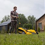 Газонокосилка электрическая Denzel GMC-1800 96629, травосборник 35 л, 1800 Вт