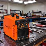 Аппарат сварочный Сварог REAL TIG 200P AC/DC E20101 инвертор, ручная сварка, профессиональный, 5.0 кВт