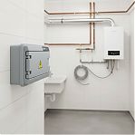 Корпус навесной KRZMI ЩРН-П-8, 8 модулей, глухая дверь, IP65, 124х226х323 мм