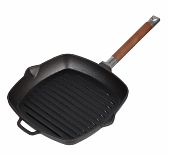 Сковорода чугунная Гардарика с деревянной ручкой 240х45 мм