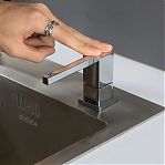 Дозатор жидкого мыла Gappo G404-8 встраиваемый, объем 300 мл, латунь, пластик, белый кварц