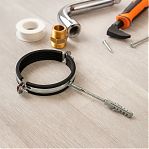 Хомут трубный TST 1 1/4", 38-42 мм, TST.886, металлический, с гайкой и шпилькой