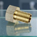 Штуцер для шланга резьбовой TST 20-3/4" ВР, TST.171.0420, переходной, латунь