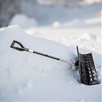 Лопата для снега Berchouse №43, съемный алюминиевый черенок, скрепер, 330х660х900 мм