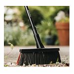 Метла Fiskars Solid средняя, плоская Для уборки территории, террасы, гаража и коридора