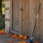 Щётка уличная ЦентроИнструмент Felicita 2563, с деревянной ручкой, волокно 75 мм, длина 151 см