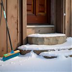 Щётка уличная ЦентроИнструмент Felicita 2563, с деревянной ручкой, волокно 75 мм, длина 151 см