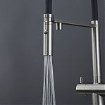 Смеситель для кухни Gappo G4397-89 гибкий излив, встроенный фильтр для питьевой воды, оружейная сталь